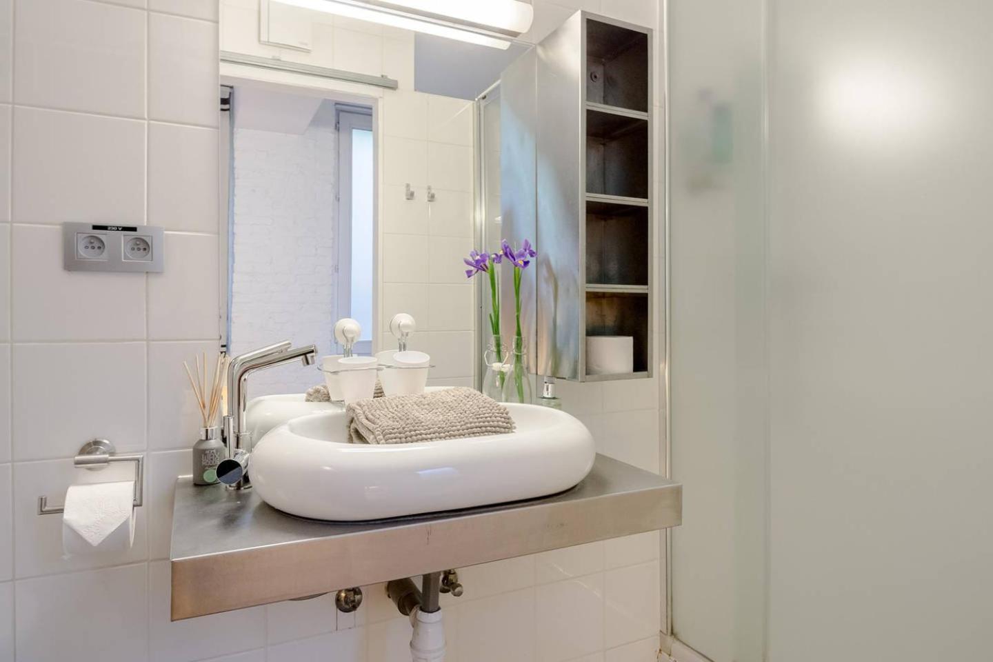 Bxlroom Guesthouse Брюссель Экстерьер фото